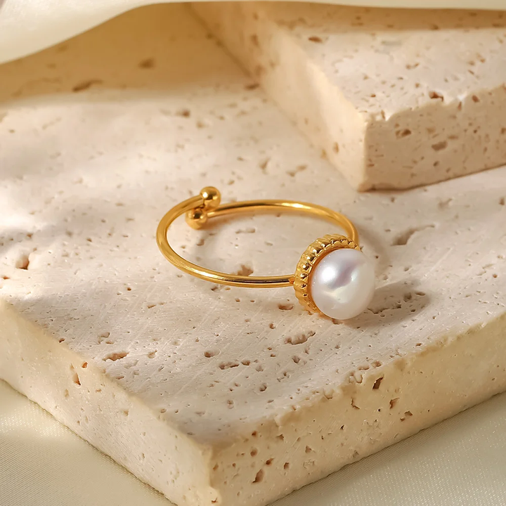 Royal Pearl Ring