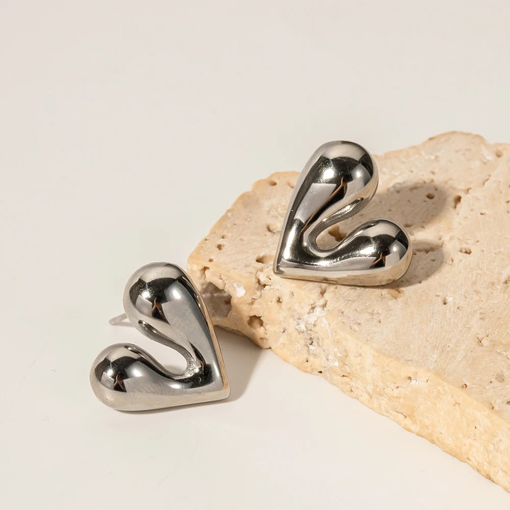 Pure Shine Heart Earrings