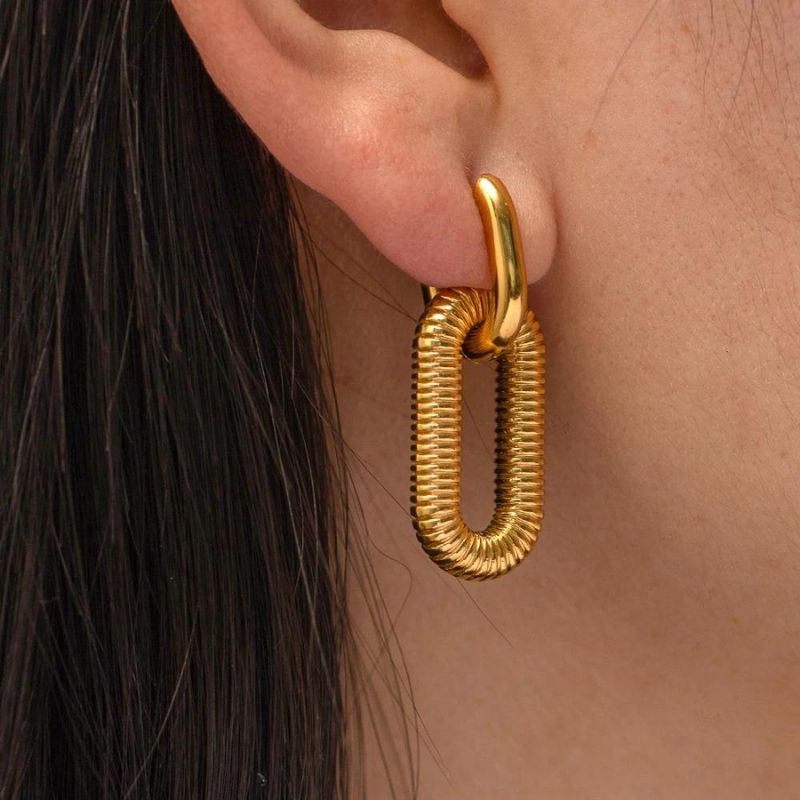 Sharming Oval Earrings