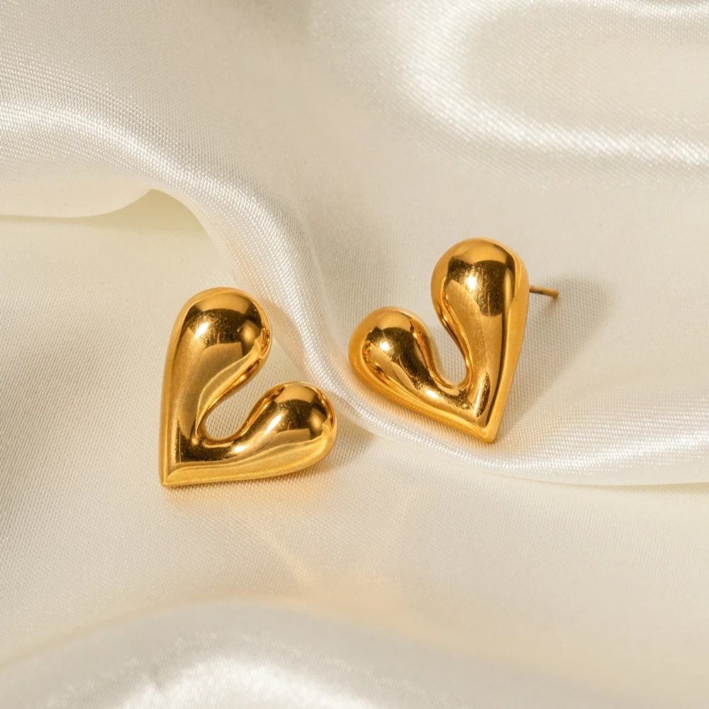 Pure Shine Heart Earrings