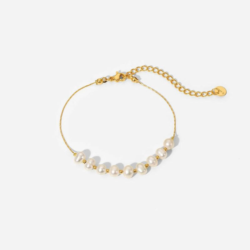 Dainty Pearl Bracelet