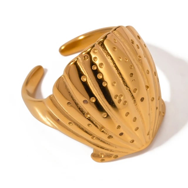 Shell Gold Ring