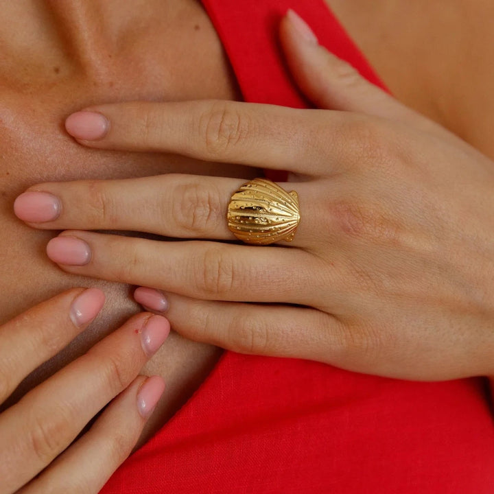 Shell Gold Ring