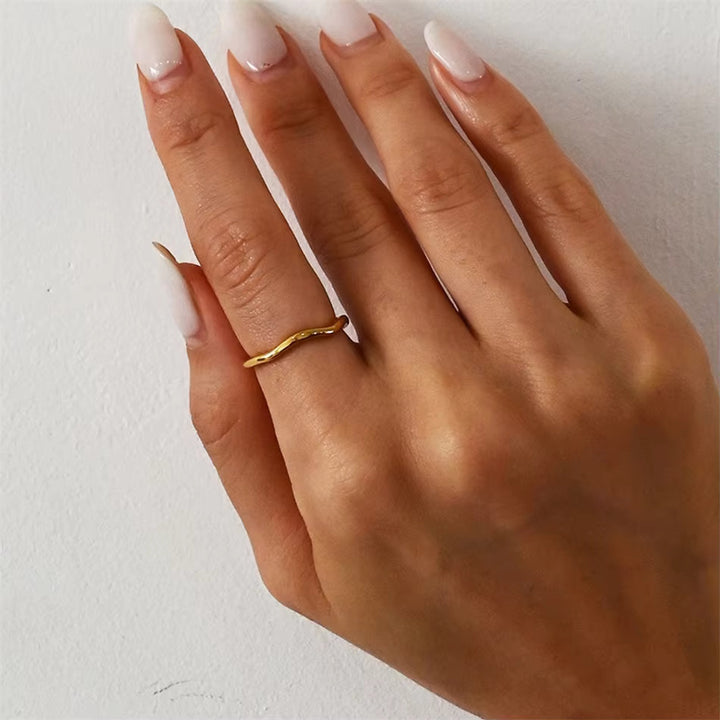 Jane Wave Ring