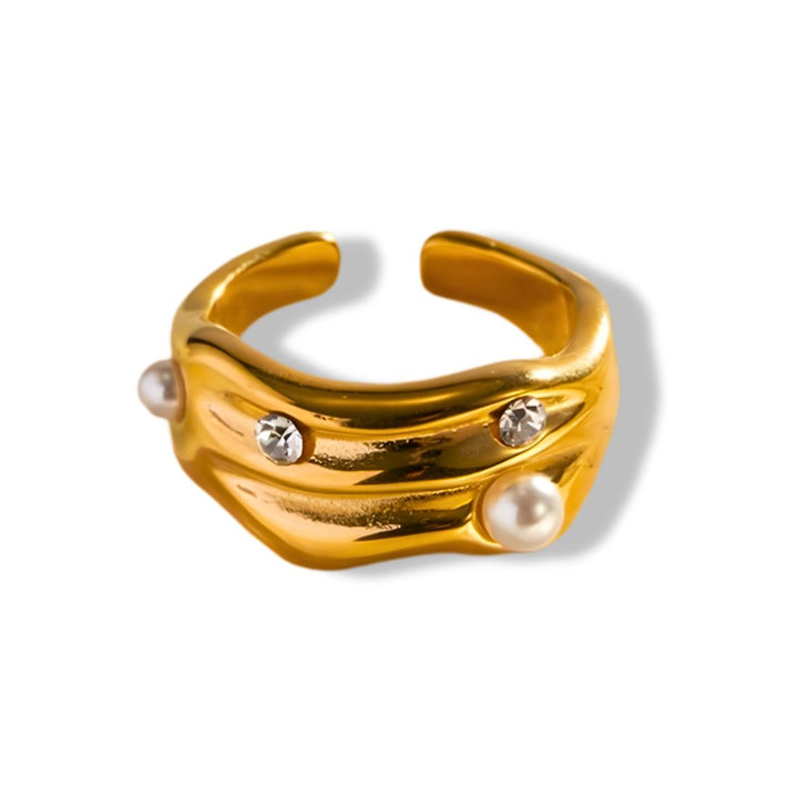 Legend Pearl Ring