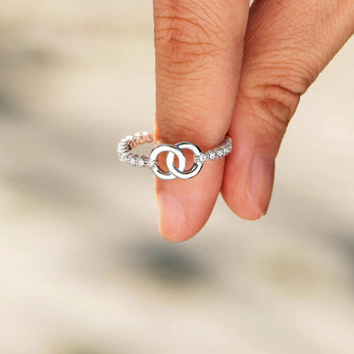 Forever Linked Ring